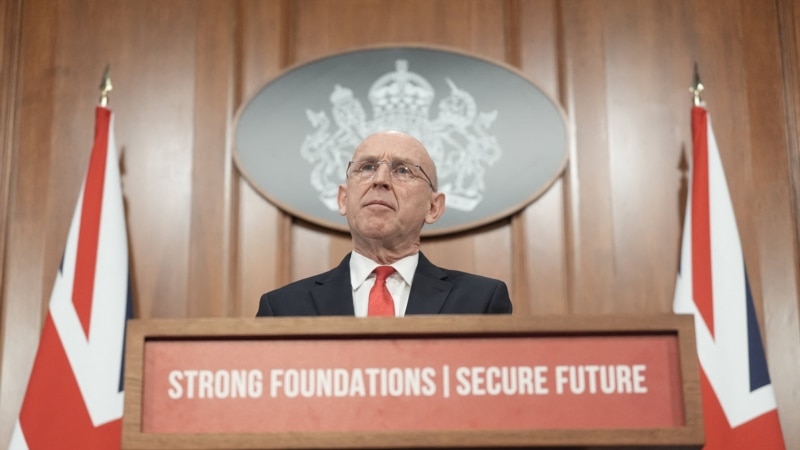 Vritet një pjesëtar i forcave britanike në një aksident në Ukrainë