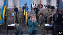 مراسم تشییع‌جنازه سربازان کشته‌شده در جنگ اوکراین، کی‌یف ۹ آوریل 