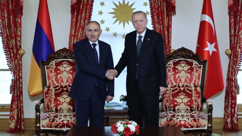 წყაროების ცნობით, თურქეთი მომდევნო 6 თვეში გეგმავს სომხეთთან სახმელეთო საზღვრის გახსნას - Bloomberg