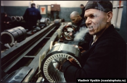 Порно видеолар тарап кетті Киска ілініп тұр