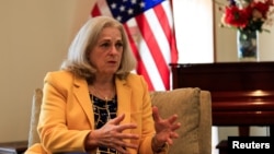 آلینا رومانوفسکی، سفیر آمریکا در عراق