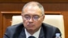 Dan Suruceanu, ministrul Culturii, în timpul audierilor din Parlament a cabinetului propus de Vasile Tofan. 