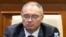 Dan Suruceanu, ministrul Culturii, în timpul audierilor din Parlament a cabinetului propus de Vasile Tofan. 
