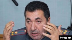 Начальник Дорожной полиции Армении Маркар Оганян