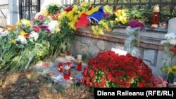 Reculegere și solidaritate cu familiile victimelor tragediilor petrecute la București și în Peninsula Sinai...