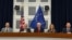 Kongresmen Joe Wilson (drugi slijeva) domaćin je briefinga u američkom Kongresu o predstojećim izborima u Srbiji. 