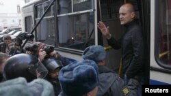 Задержание Сергея Удальцова