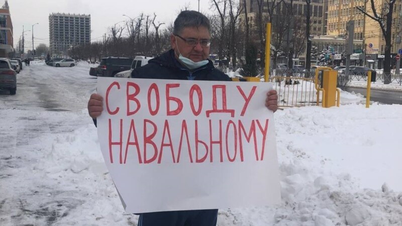 Вместо поиска пропавшей на Кубани школьницы полиция провела обыск у сторонника Навального