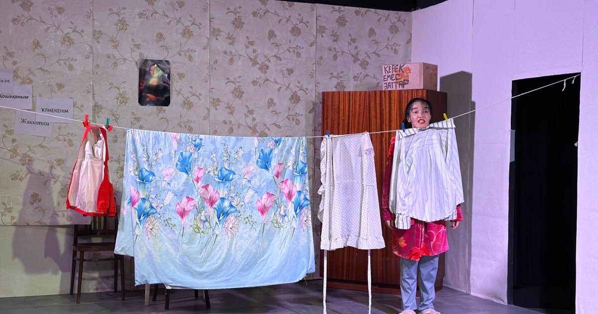 Мен үйде қалай таң қалдым (орыс) Мен үйде қалай таң қалдым (орыс)