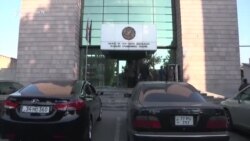 Ռոբերտ Նազարյանին կալանավորելու հարցով դատարանը հեռացավ խորհրդակցական սենյակ