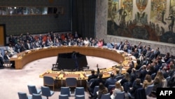 გაეროს უშიშროების საბჭოს წევრები კენჭს უყრიან ჰორმუზის სრუტის გახსნის შესახებ რეზოლუციას. 7 აპრილი, 2026 წელი