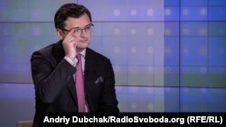 За словами міністра, насамперед у цій ситуації Україна дбає про захист своїх громадян і про те, «щоб влада Білорусі одумалася, зупинилася в своєму свавіллі і почала поважати права людини і міжнародні правила»