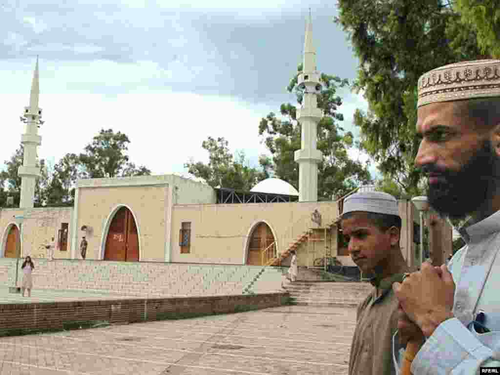 Масҷиди Сурх пас аз ду сол #20