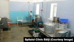 Încăperea în care a fost reamplasată secția de prelucrare primară (spălare și curățare) a legumelor și fructelor din Spitalul Clinic Bălți