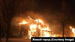 Так горел дом купца Петра Шабанина в Новой Ладоге