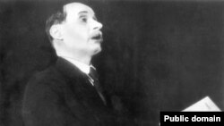 Якуб Колас у Парыжы, 1935 год.