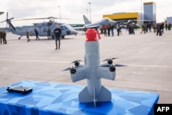 Латвійський автономний дрон-перехоплювач BLAZE під час медіадня НАТО на авіабазі Лієлварде в Латвії, 1 жовтня 2026 року