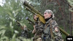 Тренування бойовиків з батальйону «Восток» неподалік Донецька, 1 червня 2014 року