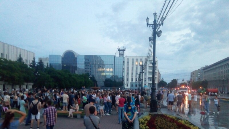 Россия: в Хабаровске начался четвертый митинг за губернатора