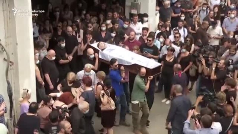 Journalists Honor Georgian Cameraman Who Died After Mob Attack
