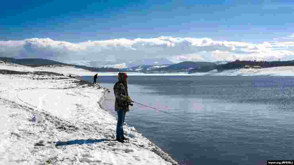 Ловля рыбы на Симферопольском водохранилище