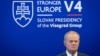 Premierul Poloniei, Donald Tusk, la conferința de presă de la finalul reuniunii prim-miniștrilor din grupul V4 + Irlanda, care a avut loc la Bratislava, Slovacia, pe 10 septembrie 2026. 