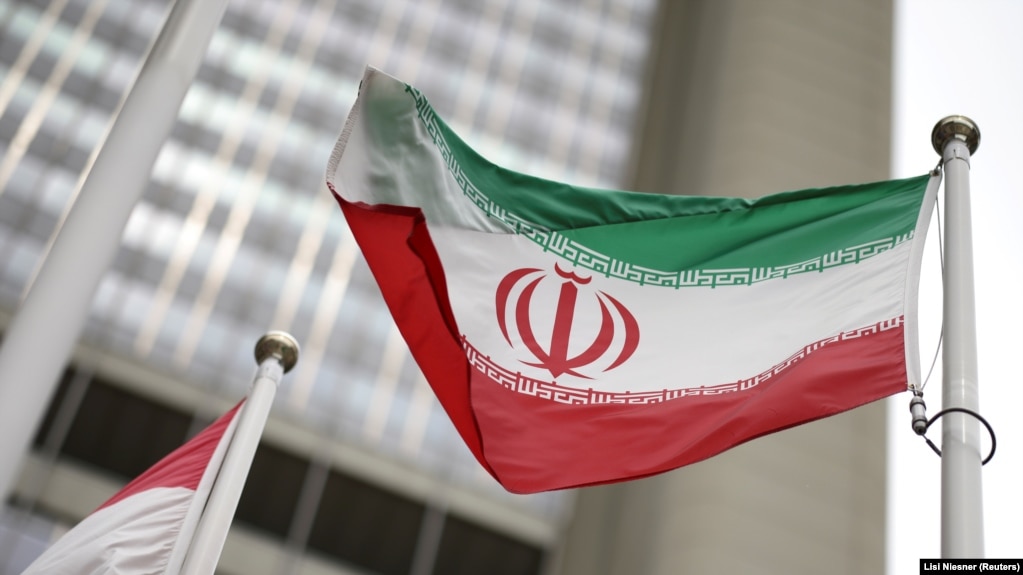 پرچم ایران در مقر آژانس بین‌المللی انرژی اتمی