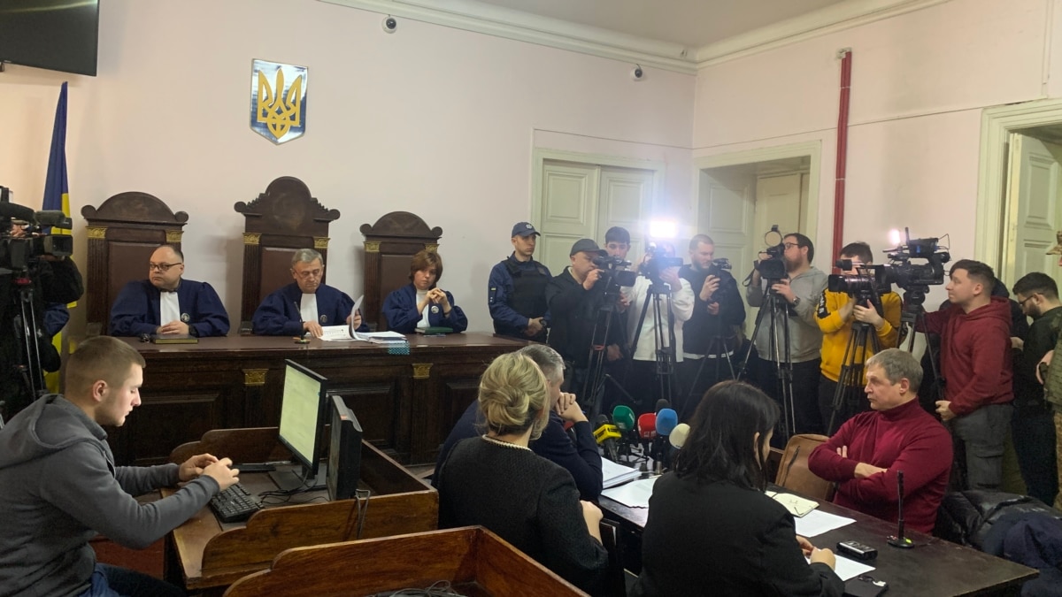 Суд у Львові розпочав розгляд справи про вбивство Ірини Фаріон