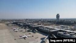 Beogradski aerodrom "Nikola Tesla" za RSE ne daje detalje šta su prevozili teretni avioni, koji su u februaru i martu leteli od Beograda to Tel Aviva ili obrnuto.