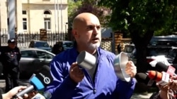 Բանտային սպասքով բողոքի ակցիա. ընդդիմադիրները դժգոհում էին Եվրոպայի լռությունից