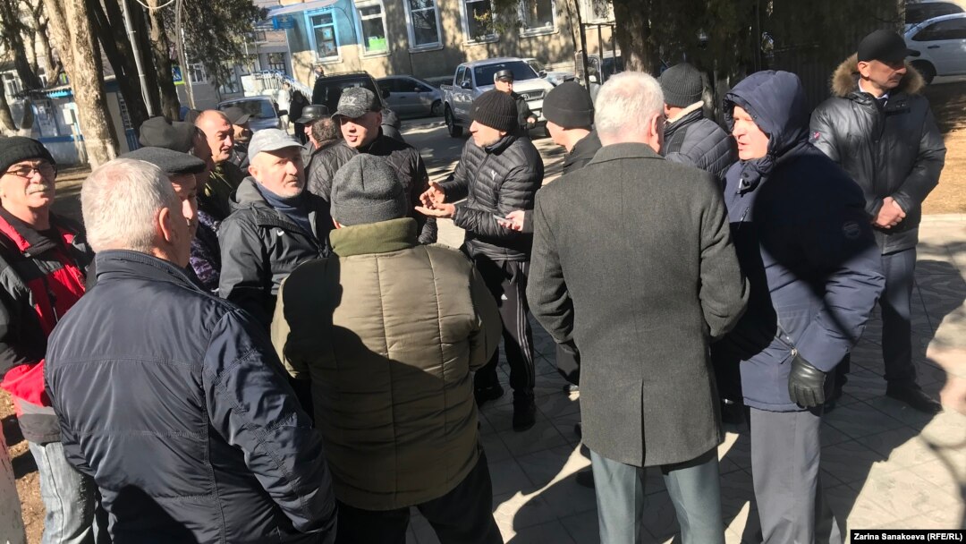 Бизнесмены решили привлечь и депутатов парламента, чтобы вместе с ними обсудить сложившуюся на границе ситуацию