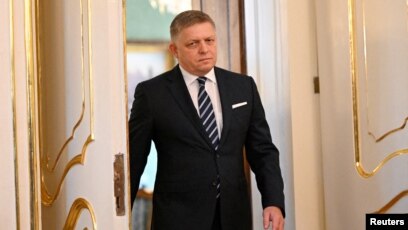 Fico sticks to anti-Ukraine stance, prefers exclusion from EU group –  Euractiv