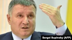 Сам Арсен Аваков заявляв, що йти у відставку не збирається