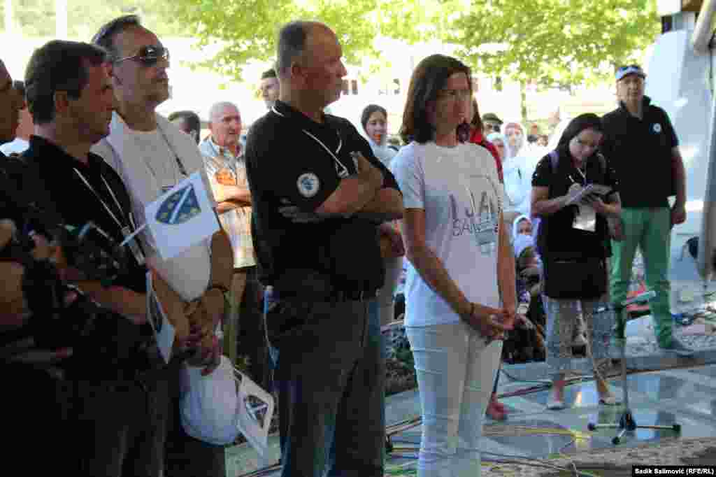 Tanja Fajon, slovenska zastupnica u Europskom parlamentu, boravila je u Srebrenici 11. jula 2015. godine na obilježavanju 20. godišnjice genocida. Bila je i&nbsp;učesnica Marša mira od Nezuka do Memorijalnog centra.