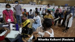 هندوستان کې د کرونا ویروس ضد واکسین د تطبیق لړۍ