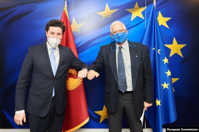 Dritan Abazovic cu Josep Borrell, reprezentantul pentru afaceri externe al UE.