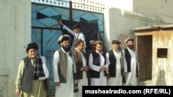 د خوست ولایتي شورا احتجاجا خپله ورونه وتړل