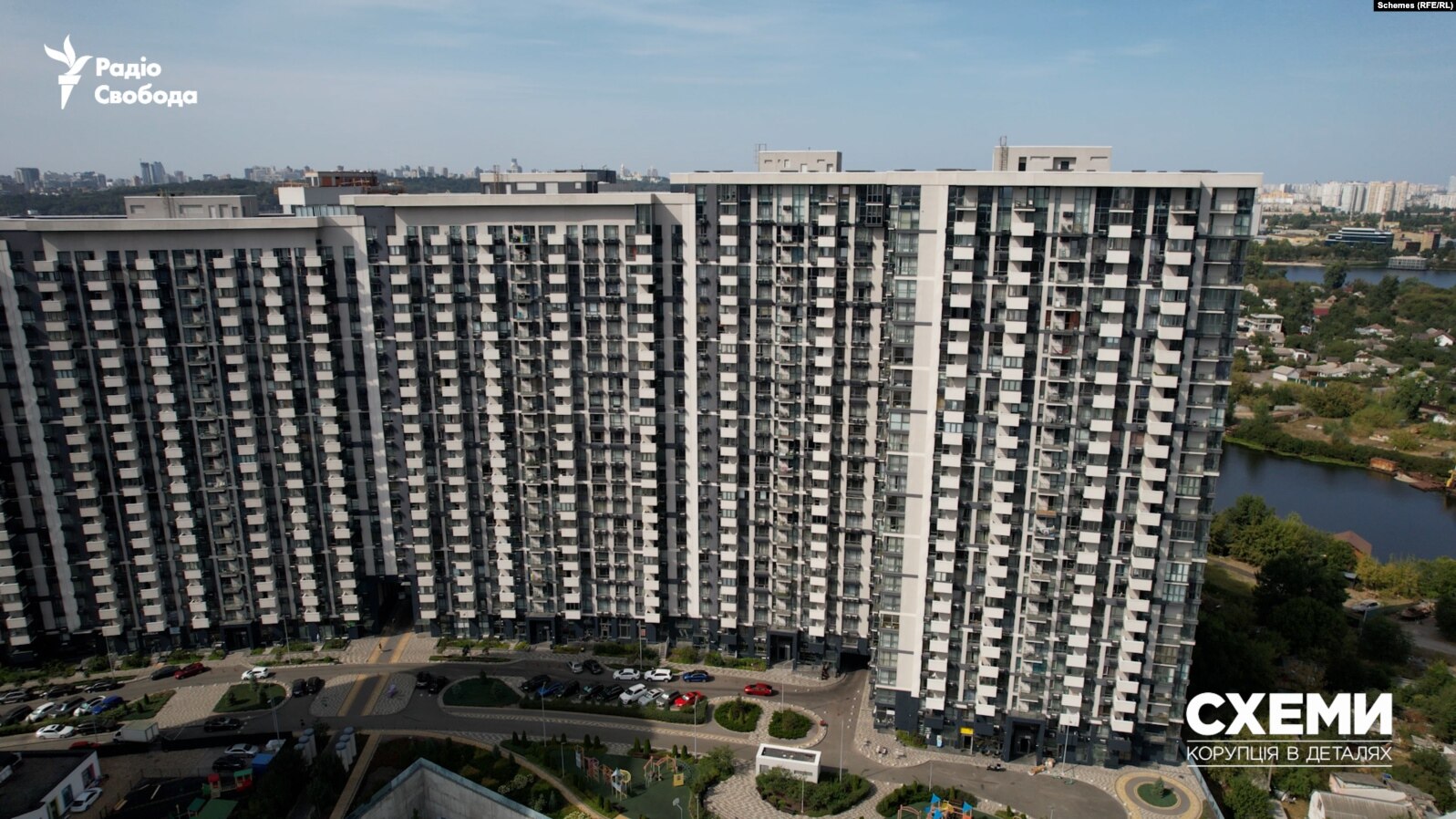 Столичний поліцейський живе у квартирі тещі на 220 квадратів_1