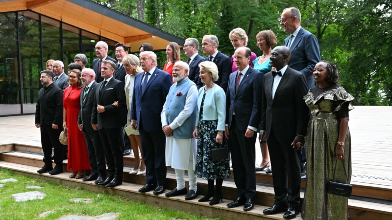 G7 Pledges 'Unwavering Support' For Ukraine Amid Signs US Ready To Pressure Kremlin