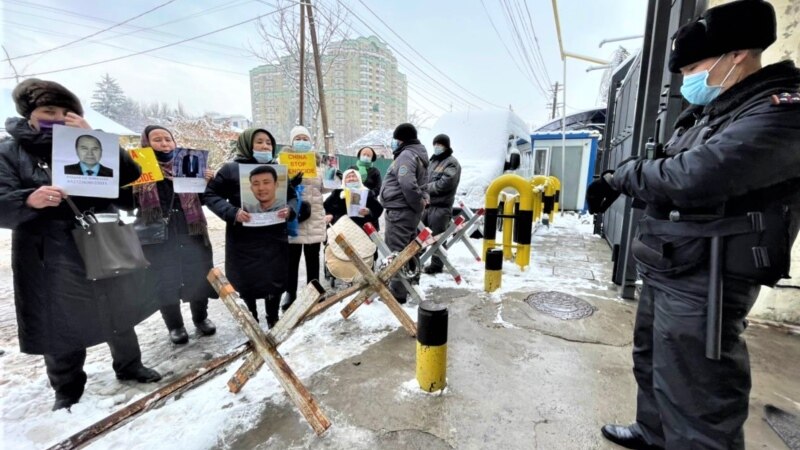 Бежавшие из Синьцзяна опасаются «перемены курса» в Казахстане и Турции
