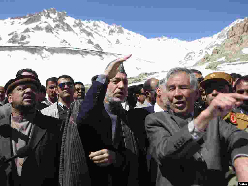 کرزی 2010