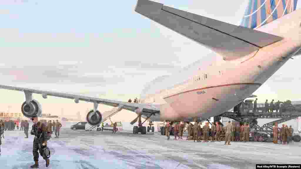 НОРВЕШКА - Норвешка ќе побара од САД да го удвојат бројот на американските маринци стационирани во таа земја. Ваквиот потег, според оценките на посматрачите, би можело да ги зголеми тензиите со соседна Русија.