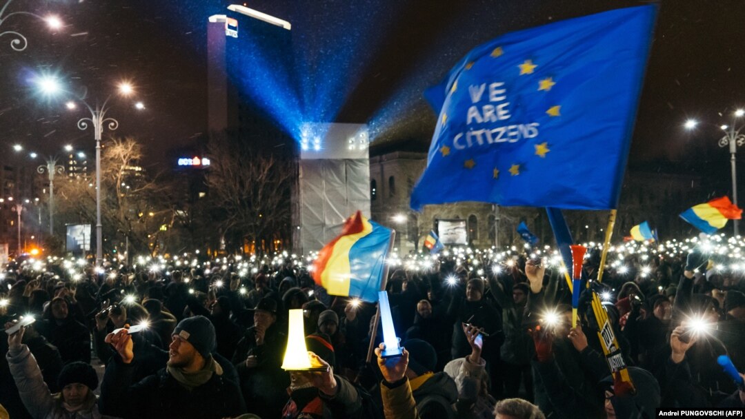 Roșia Today - România, o țară aproape minunată, cu oameni aproape fericiți