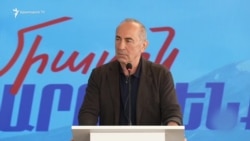 Քոչարյանը քննադատում է վաղը Երևանում անցկացվելիք զորահանդեսը