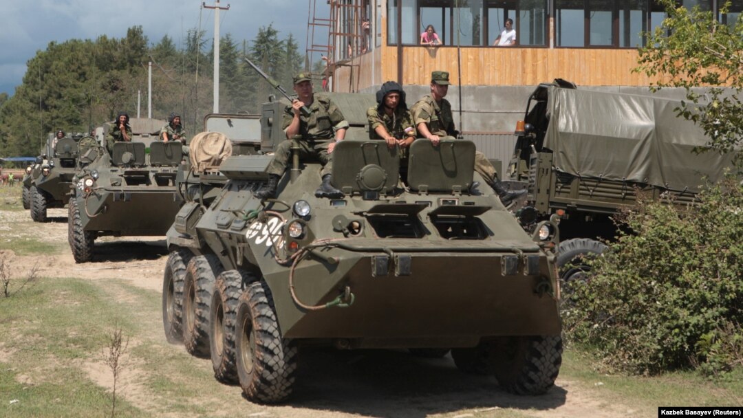 Военные учения российских сил в Абхазии и Южной Осетии стали «рутинными». Гудаута, 13 августа 2018 г.