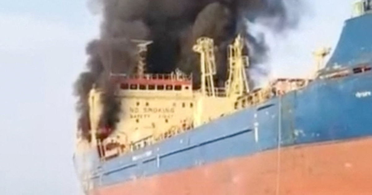 Sulmet ndaj anijeve rrezikojnë furnizimin global me naftë