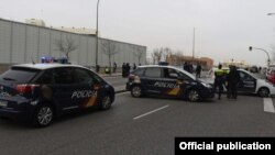 Իսպանիայի ոստիկանությունը հատուկ գործողության ժամանակ, արխիվ