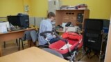 Сибирские ученые разработали самоходную детскую коляску