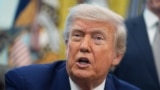 Donald Trump amână majorarea tarifelor și emite noi avertismente comerciale către 14 țări.