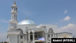 په خوست کې نمونوي جومات ګټې اخیستنې ته وسپارل شو